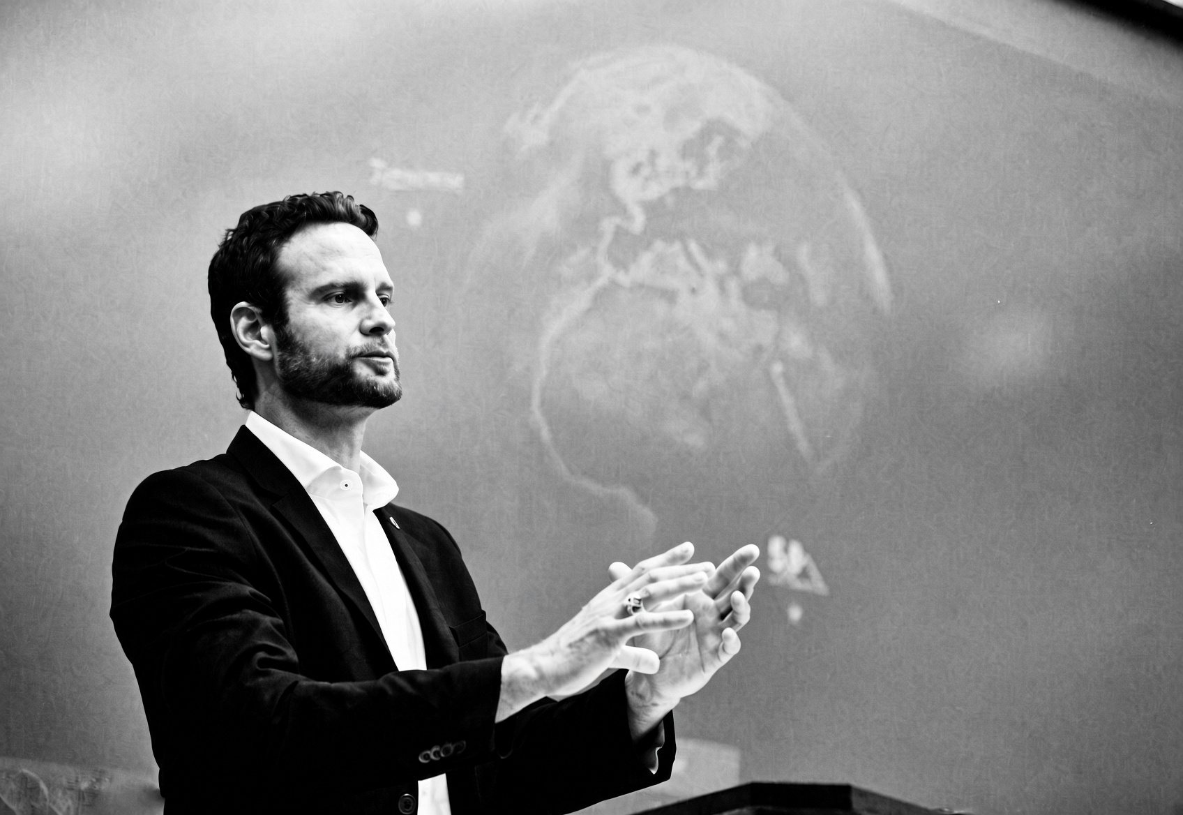 Bryan Ingram speaking at a Wells Fargo Corporate Social Responsibility event in Manhattan